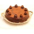 פסח - עוגת שוקולד בעיטור כדורי שוקולד