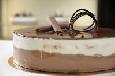 מוצרט - עוגת מוס שוקולד ומרנג אגוזים